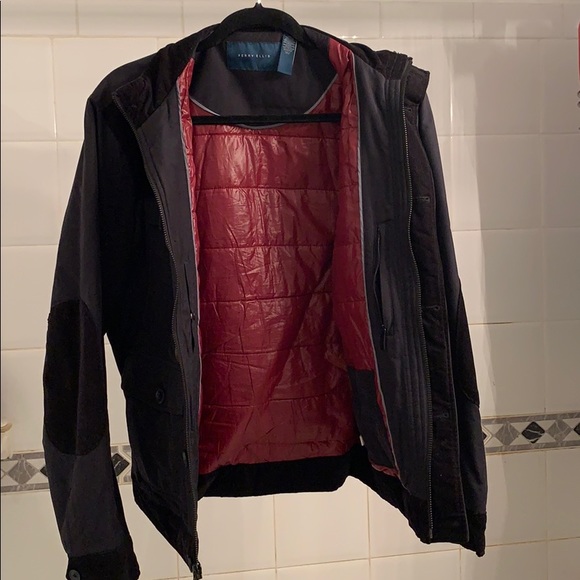 Perry Ellis Coat. - Picture 3 of 3